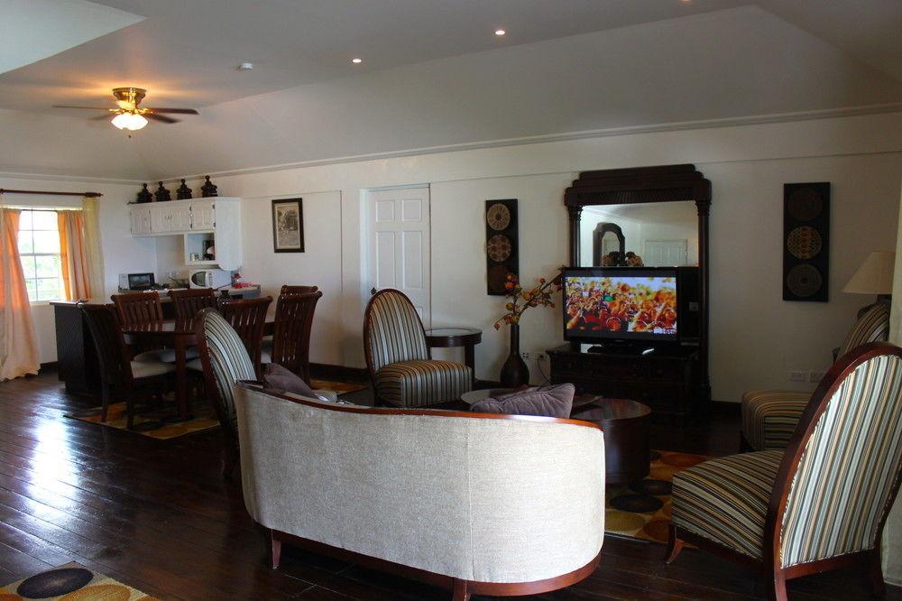Beachcombers Hotel Saint Vincent 外观 照片