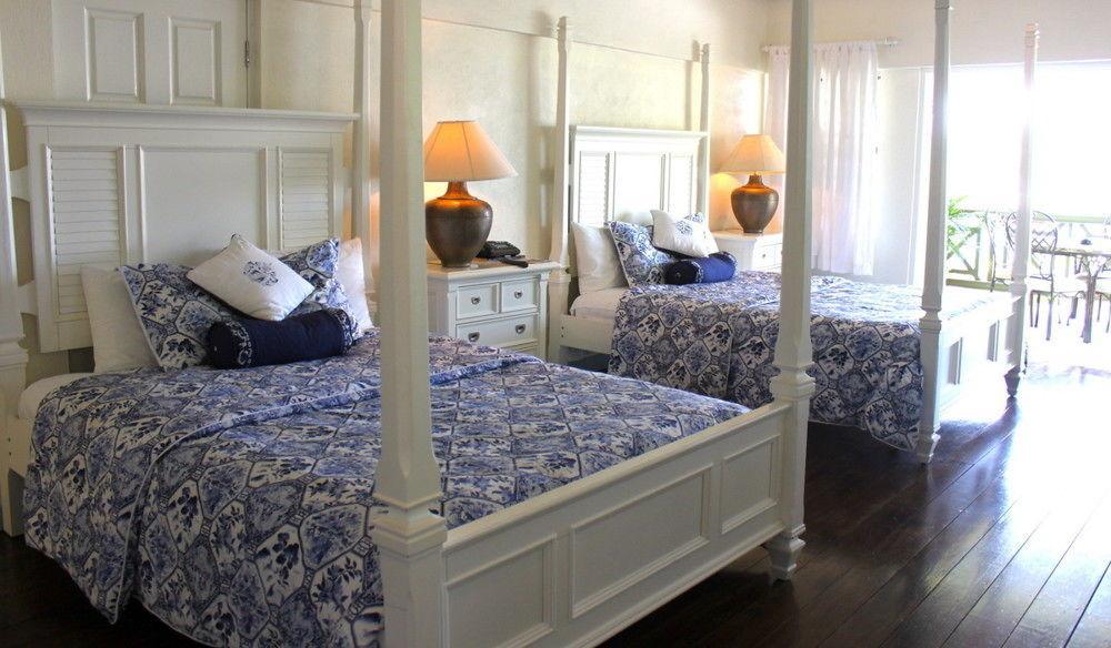 Beachcombers Hotel Saint Vincent 外观 照片